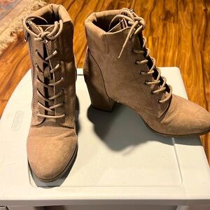 Suede Steve Madden, Madden Girl Heeled Ankle Boots. Size 7.5.